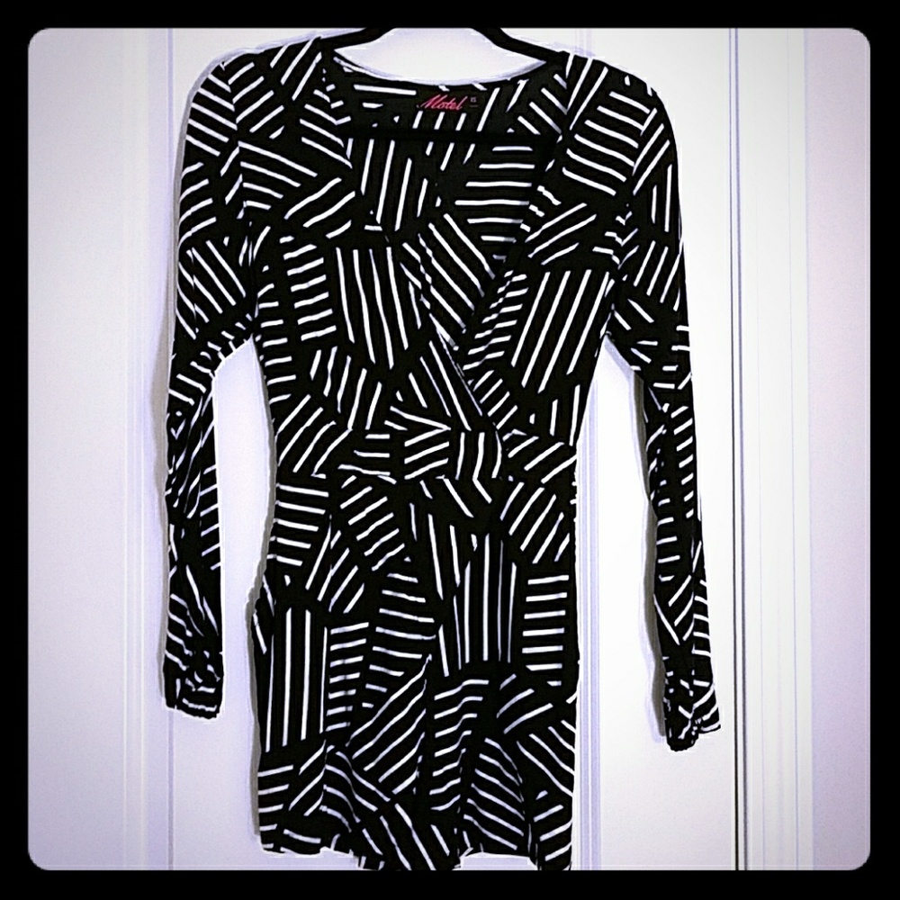 Black & white romper Urban outfitters